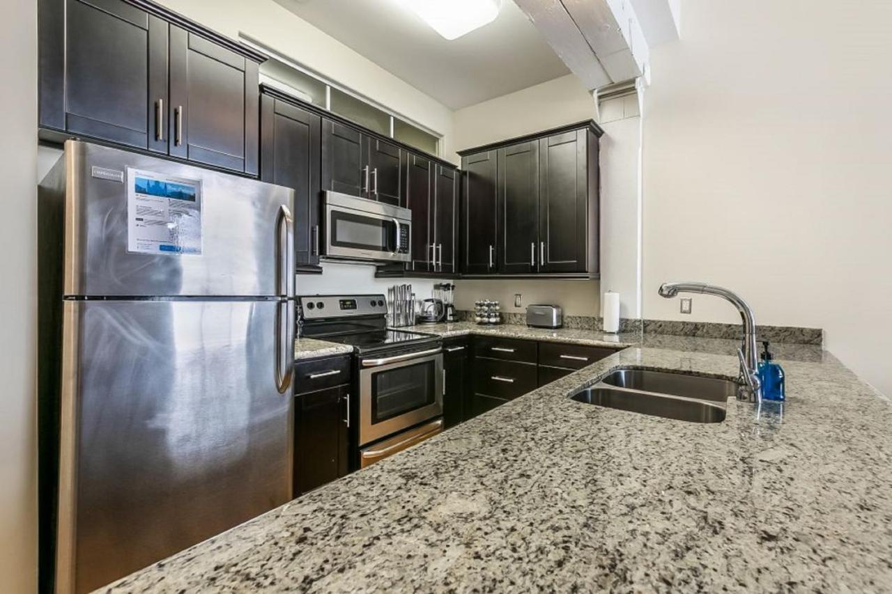 Beautiful Condos Steps From French Quarter And Bourbon St New Orleans Esterno foto