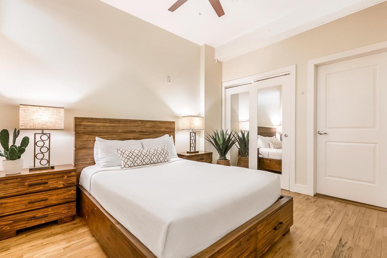 Beautiful Condos Steps From French Quarter And Bourbon St New Orleans Esterno foto