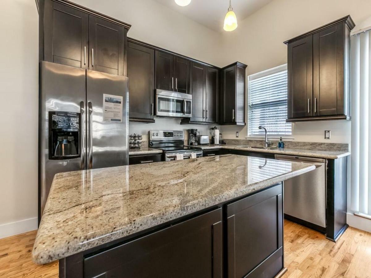 Beautiful Condos Steps From French Quarter And Bourbon St New Orleans Esterno foto